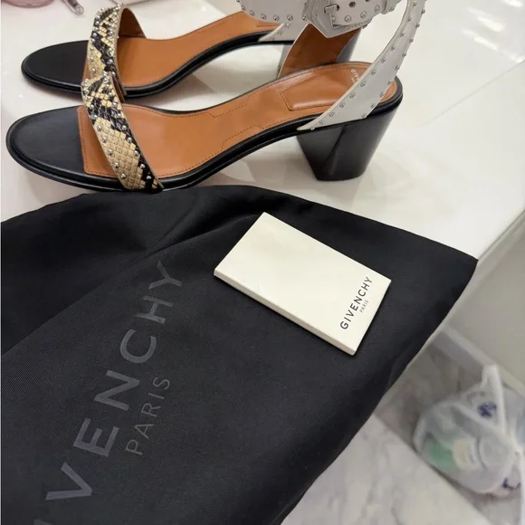 Givenchy Black and White Snakeskin Heels - Picture 6 of 8